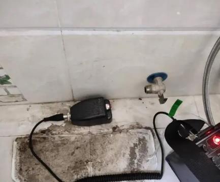 永济屋顶漏水维修公司分享下卫生间漏水的危害及解决方法